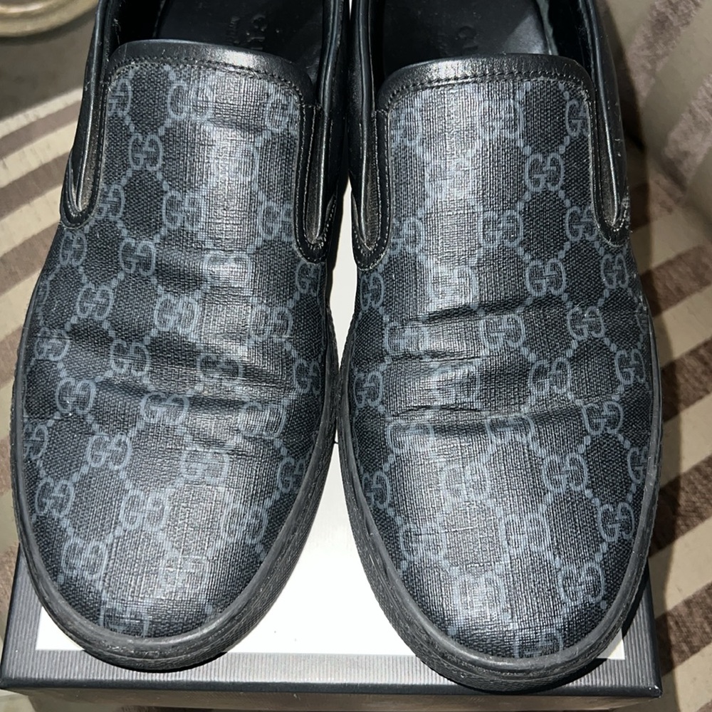 Gucci - Picture 2 of 6